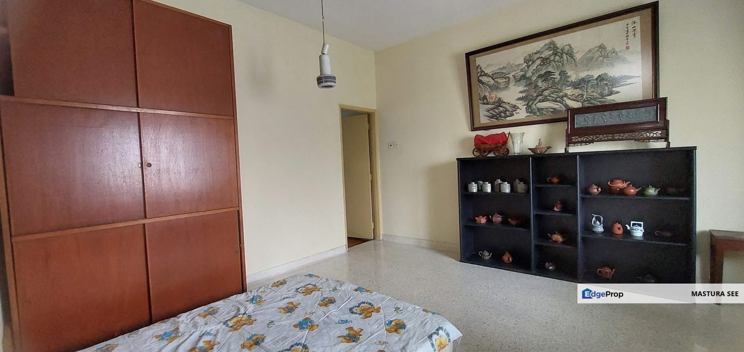 Lovely bungalow for sale at Paramount Garden, Selangor, Petaling Jaya