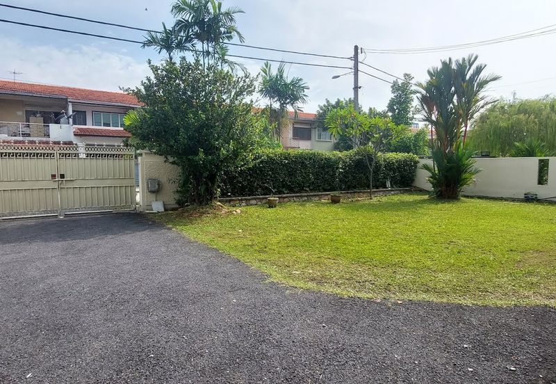 Paramount Garden (Taman Paramount)