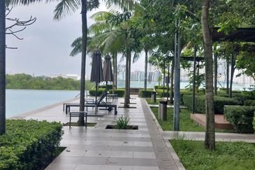 Apex Tower & Vertex Tower @ CyberSquare