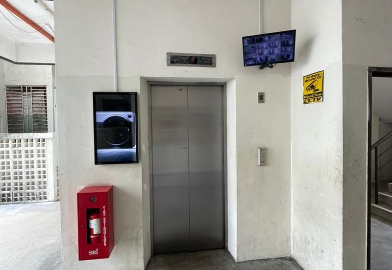 Residensi Warnasari 2