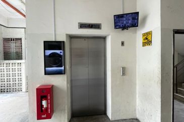 Residensi Warnasari 2