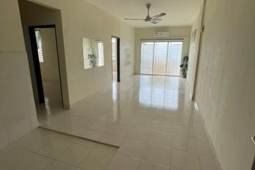 Residensi Warnasari 2