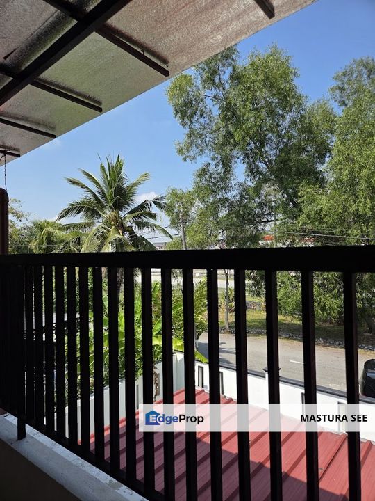 Lovely Semi Detached house for sale at Taman Putra Perdana, Puchong, Selangor, Puchong