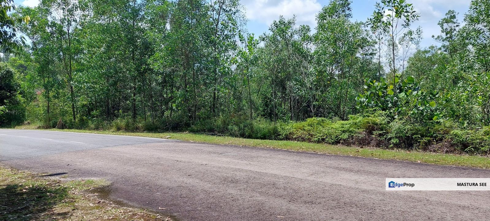 Commercial land for sale at Bukit Beruntung Golf Club, Selangor, Rawang