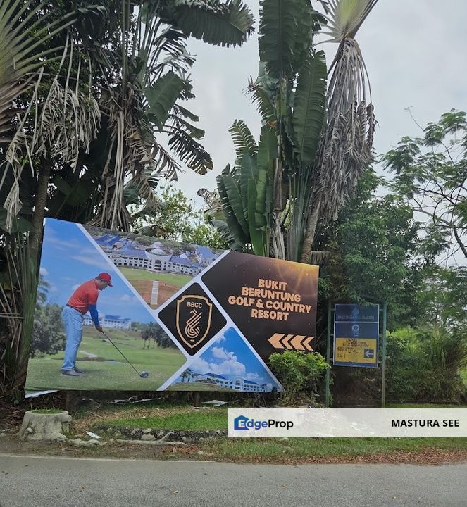 Commercial land for sale at Bukit Beruntung Golf Club, Selangor, Rawang
