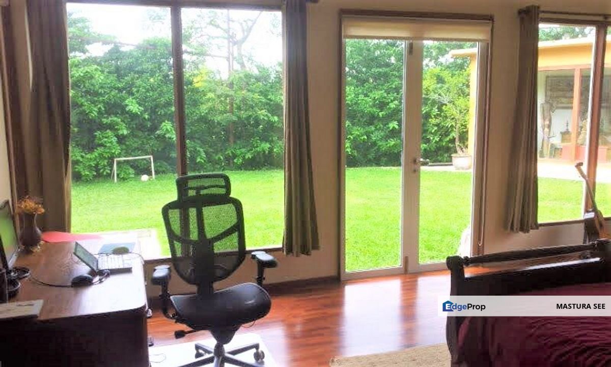 Single storey bungalow for sale at Monterez Golf, Shah Alam, Selangor, Shah Alam