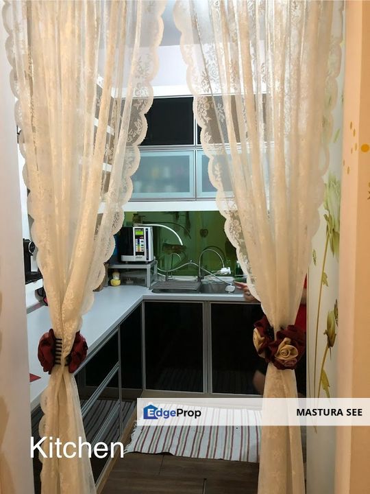 Lovely condo for sale at Opal Damansara, Selangor, Sunway Damansara