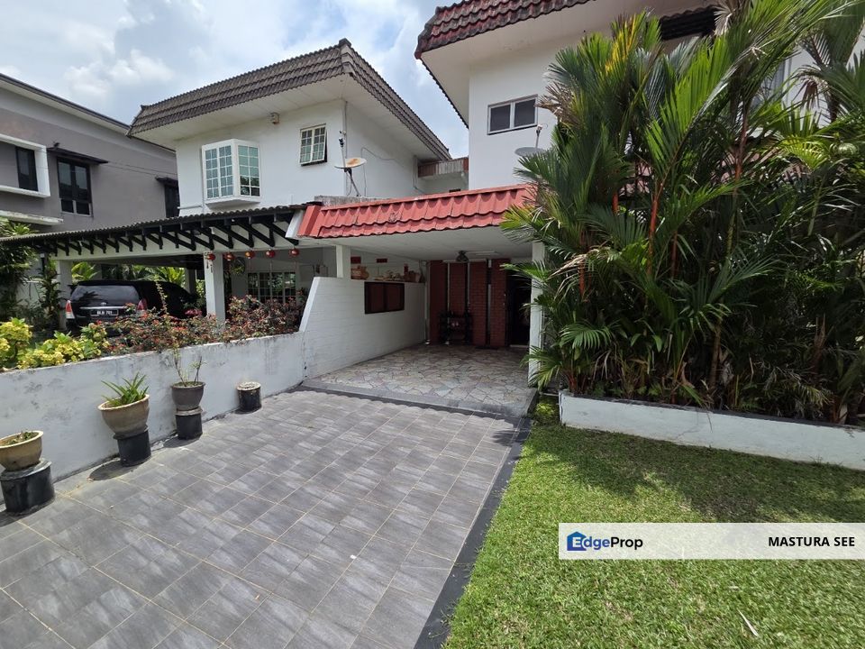 Lovely Semi D house for sale at Damansara Utama, Selangor, Petaling Jaya