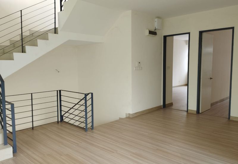 Taman Nusaputra Timur