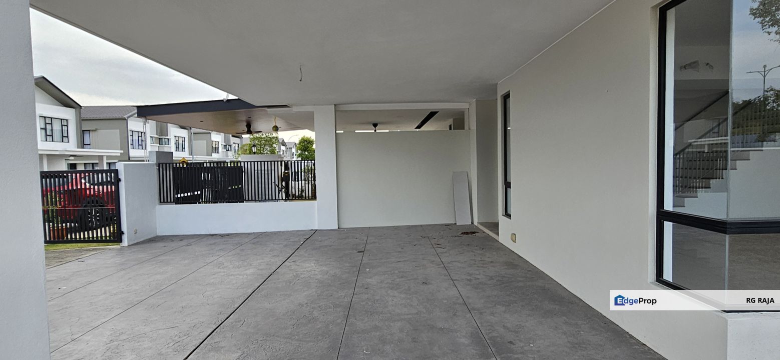 Double Storey Link Semi-D Corner Kota Emerald (Mallow) , Selangor, Rawang