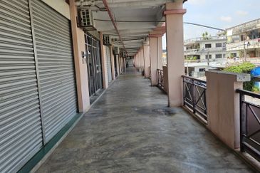 Selayang Centre Point, Selayang Baru, Batu Caves, Selangor Shop Retail Space 1st Floor 1206sf for Sale