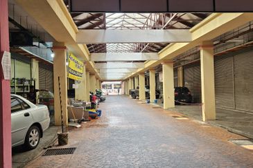 Selayang Centre Point, Selayang Baru, Batu Caves, Selangor Shop Retail Space 1st Floor 1206sf for Sale