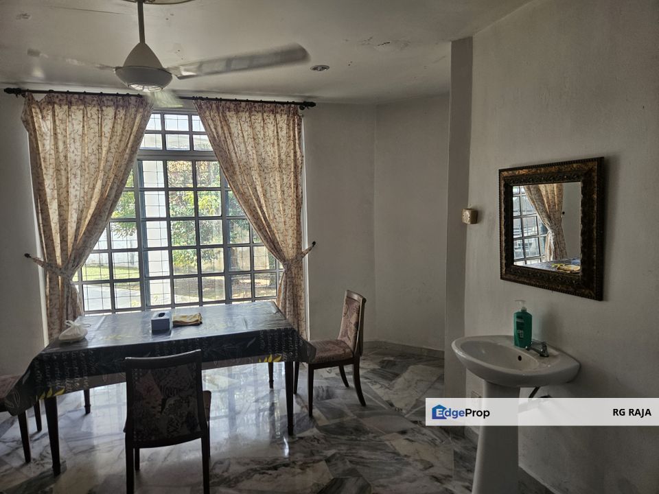 Two Storey Bungalow Bukit Jed Seremban Land Area 5400sf Freehold, Negeri Sembilan, Seremban