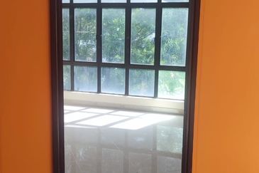 SUBANG PERMAI U6 Shah Alam , Selangor 3 Storey Shop