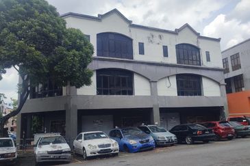 SUBANG PERMAI U6 Shah Alam , Selangor 3 Storey Shop