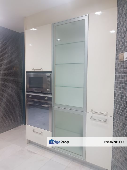 Below market value 3-bedder in Damansara Heights, Kuala Lumpur, Damansara Heights