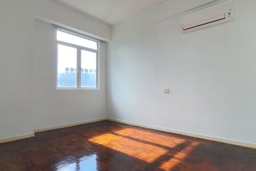 38 Bidara Condominium