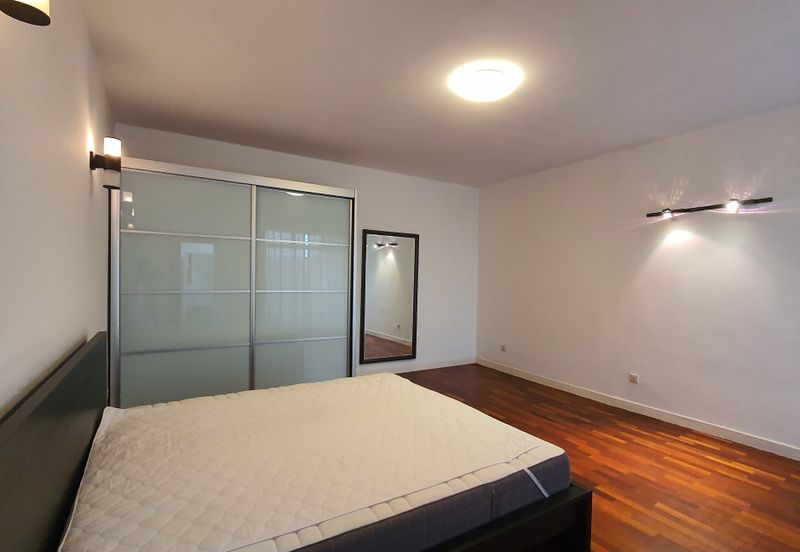 Bungaraya Kondominium, Saujana Subang