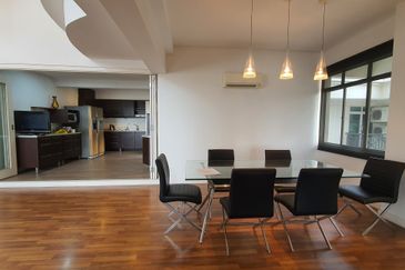 Bungaraya Kondominium, Saujana Subang