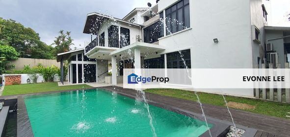 Dream home in serene surroundings of Bukit Gasing, Selangor, Petaling Jaya