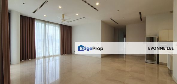 Apartment with courtyard garden, Kuala Lumpur, Sri Hartamas 