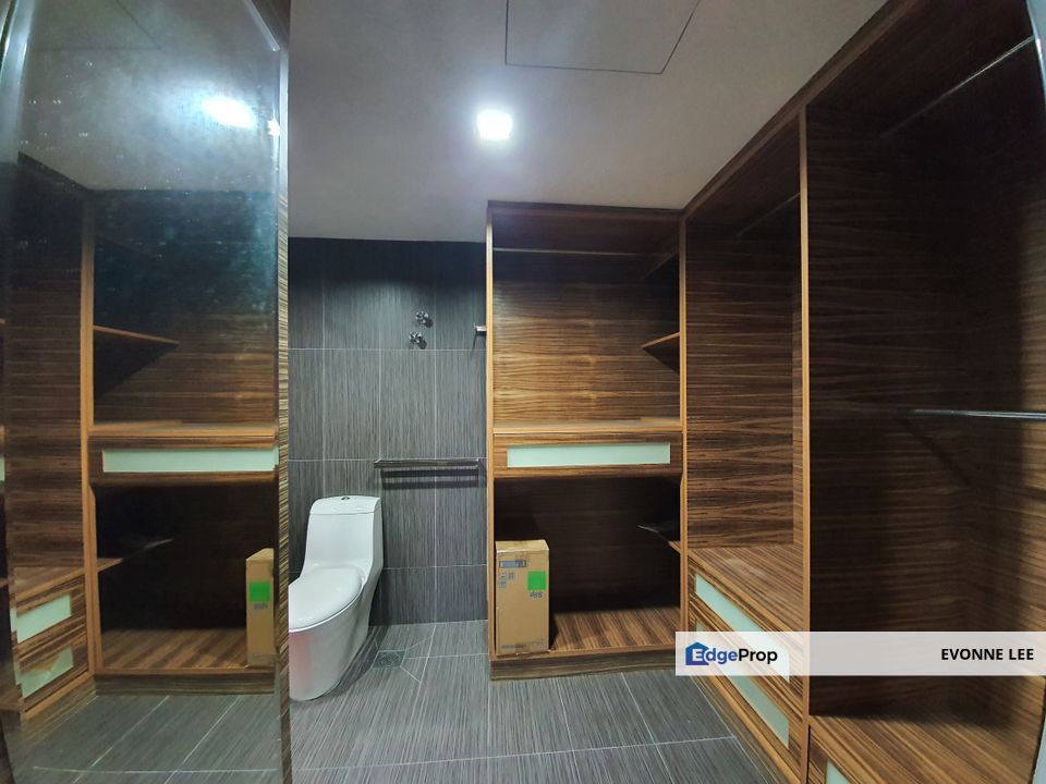 Perfect for fixer upper, Selangor, Damansara Damai