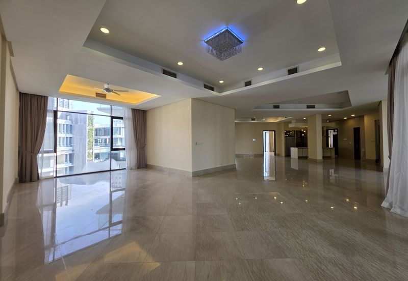 Gallery U-Thant