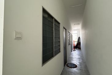 Eco Curve @ Eco Business Park 1