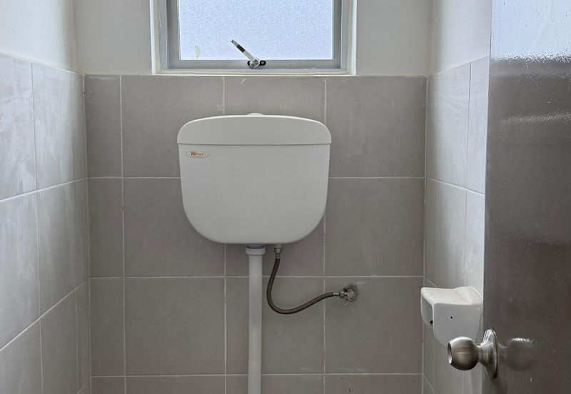 Kulai Stellar Park (Vervo City), Indahpura, New 1.5 Storey End-Lot Terrace Factory @ FOR RENT