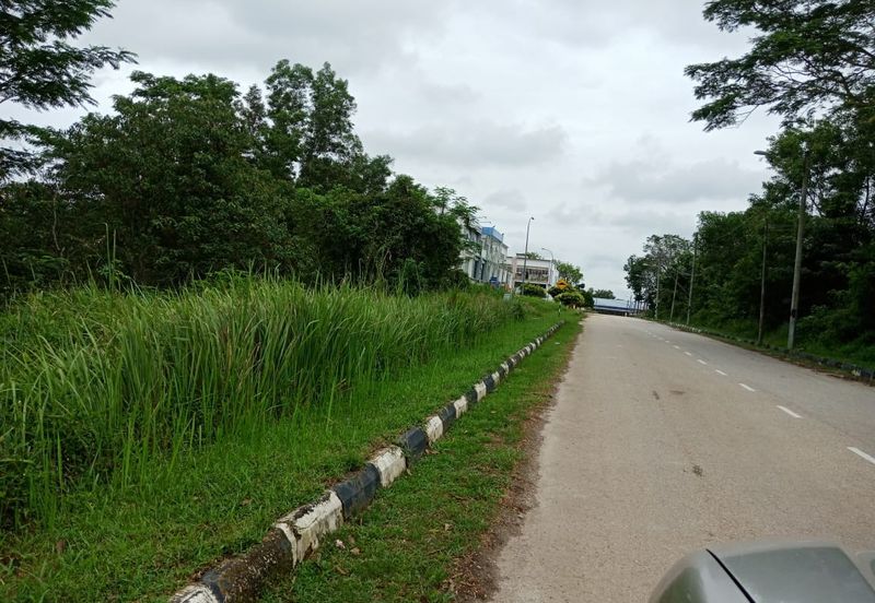 Yong Peng-Agriculture Land Zoned Residential