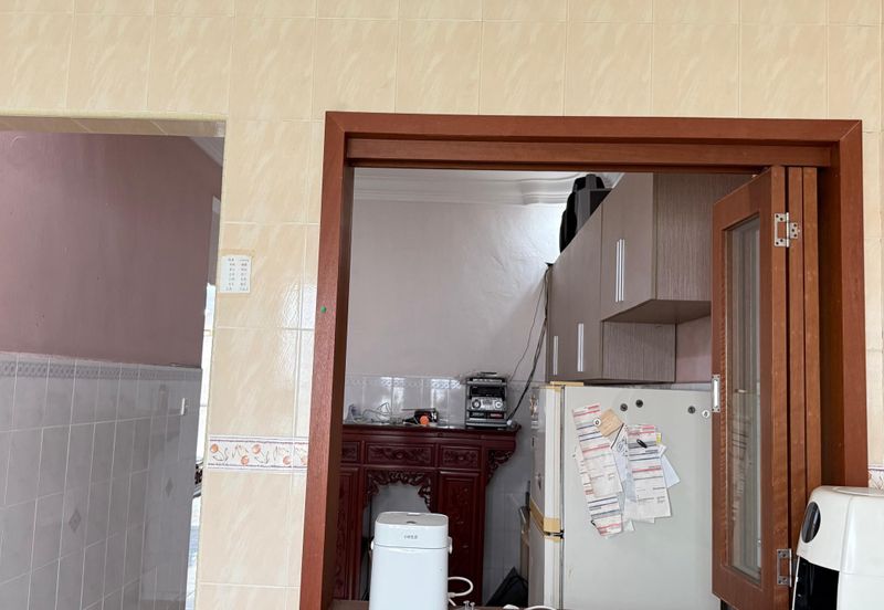 Bandar Putra Kulai (1b02a Piccolo 3a)