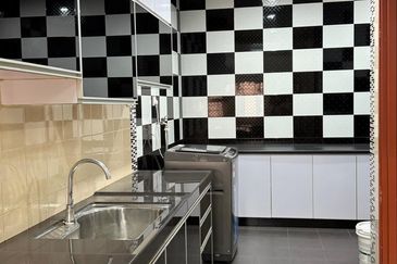 Cluster house 2-Storey at The Peak Bandar Putra Kulai for RENT 