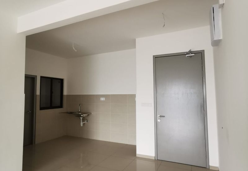 UPPERVILLE @ 16 Quartz Melawati