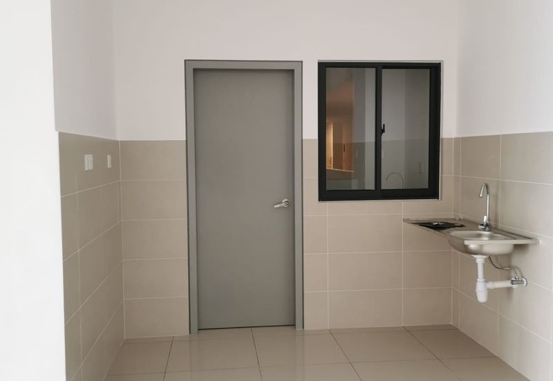 UPPERVILLE @ 16 Quartz Melawati