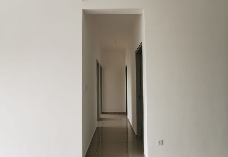 UPPERVILLE @ 16 Quartz Melawati