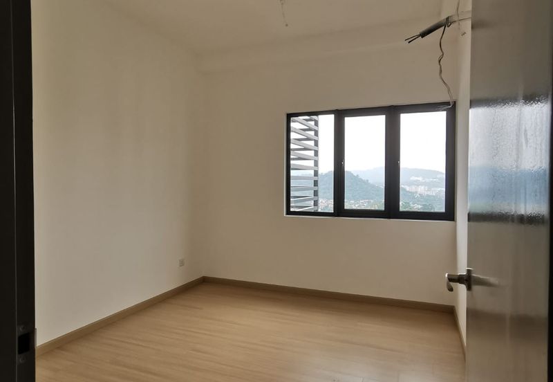 UPPERVILLE @ 16 Quartz Melawati