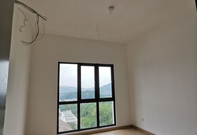 UPPERVILLE @ 16 Quartz Melawati