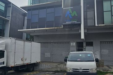 32 Avenue, Bukit Serdang