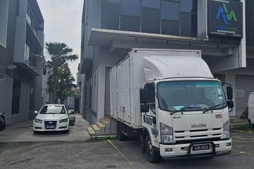 32 Avenue, Bukit Serdang