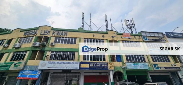 KAJANG - 3 STOREY SHOPLOT WITH TENANTED & BELOW BANK VALUE , Selangor, Kajang