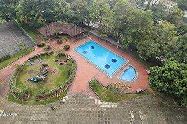 Sri Jelatek Condominium