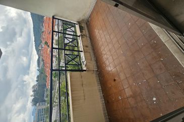 Sri Jelatek Condominium