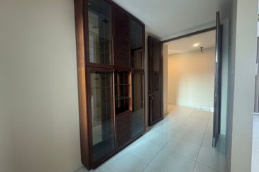 The View @ Serai Saujana