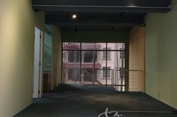 Ritze Perdana Business Center