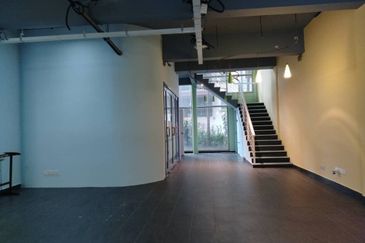 Ritze Perdana Business Center