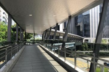 The Bousteador, Mutiara Damansara