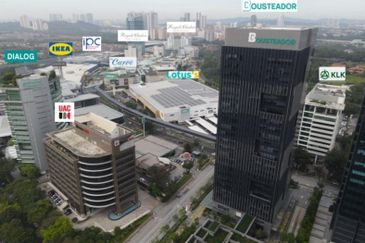 The Bousteador, Mutiara Damansara