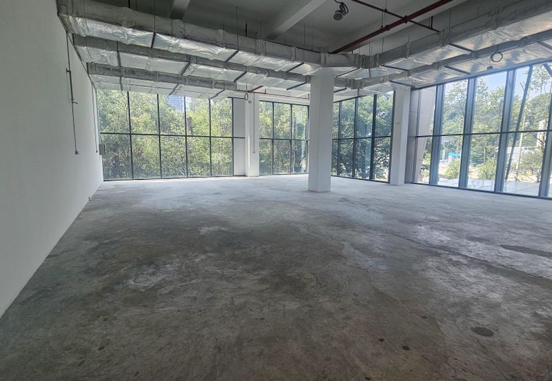 The Bousteador, Mutiara Damansara