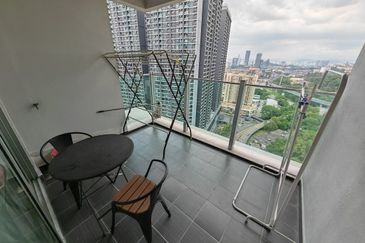 Maxim Residences