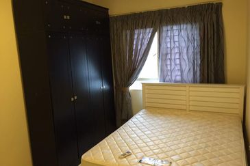 Perdana View Condominium